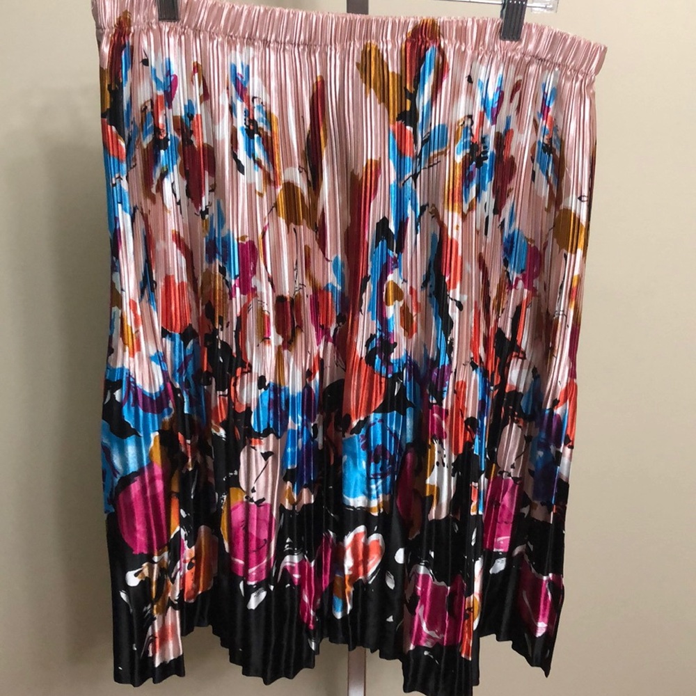 Pleated Skirt